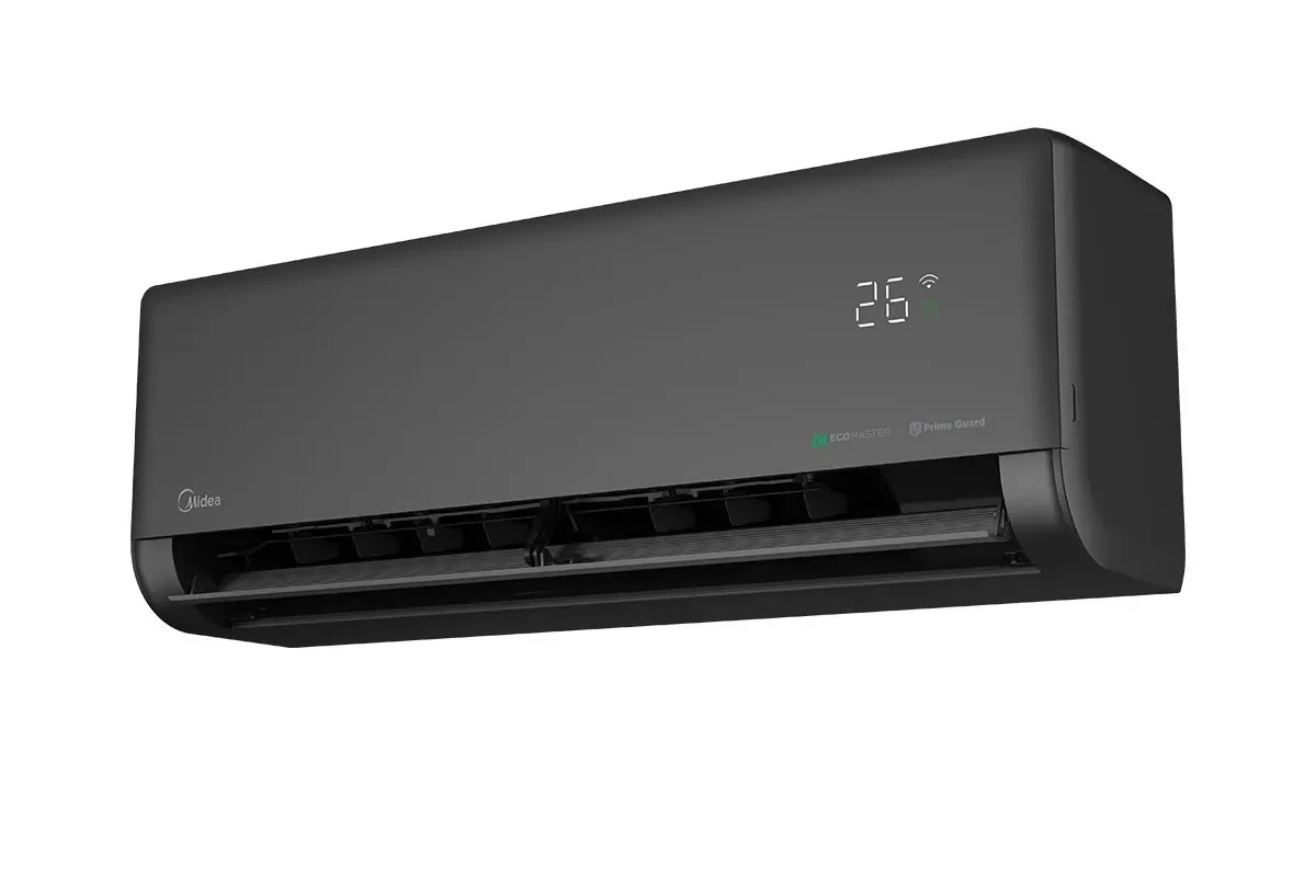 imgi 4 Solstice black on right 1745317632